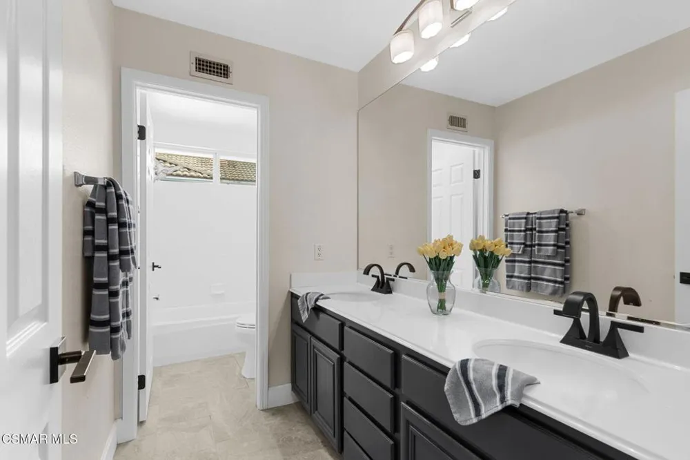 15621 Harte Lane Moorpark, CA 93021