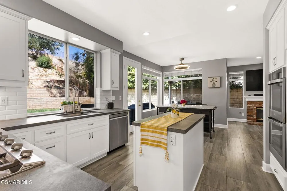 15621 Harte Lane Moorpark, CA 93021