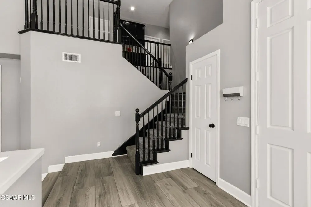 15621 Harte Lane Moorpark, CA 93021
