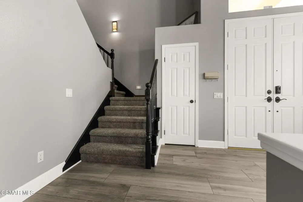 15621 Harte Lane Moorpark, CA 93021