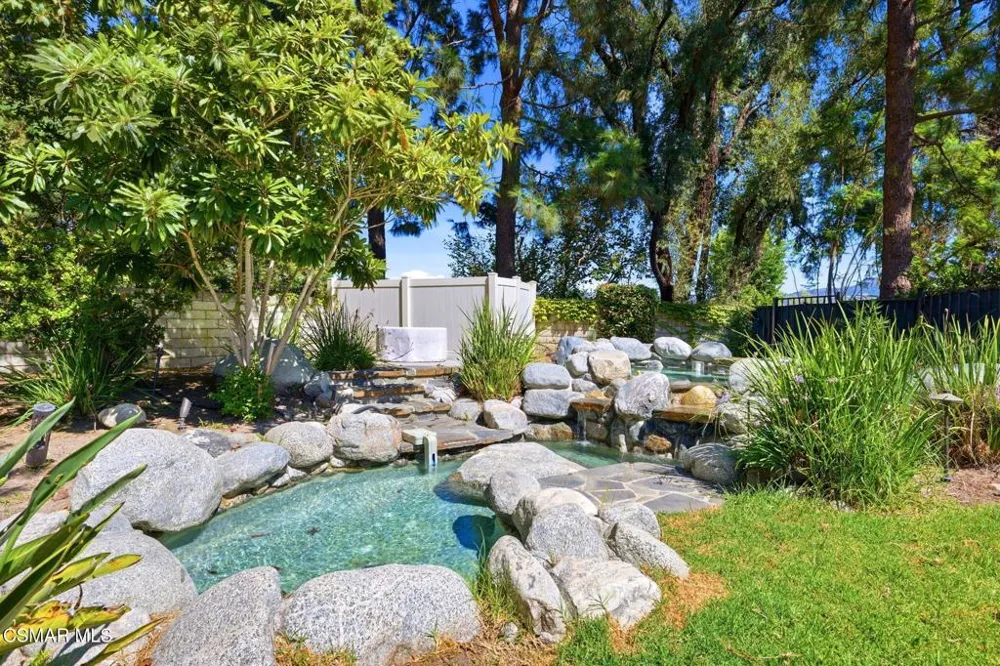 3982 Santa Monica Court Newbury Park, CA 91320