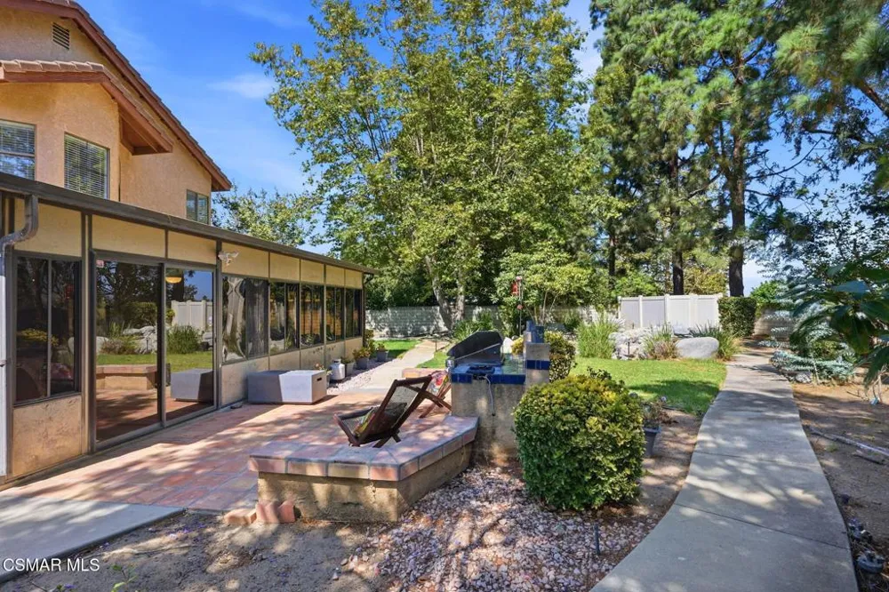 3982 Santa Monica Court Newbury Park, CA 91320