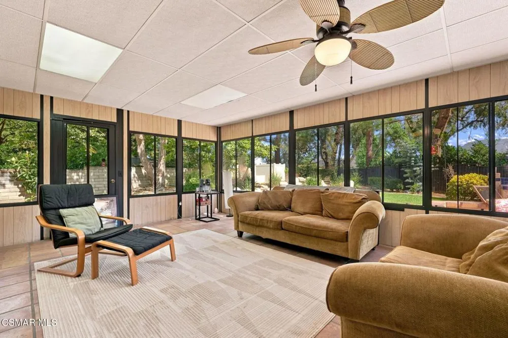 3982 Santa Monica Court Newbury Park, CA 91320
