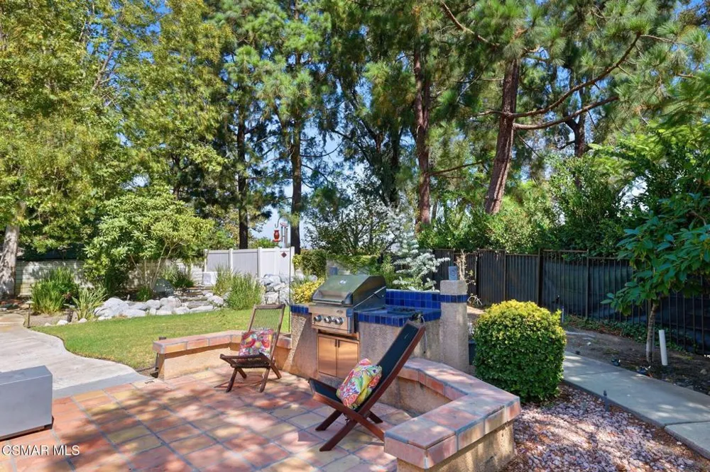 3982 Santa Monica Court Newbury Park, CA 91320