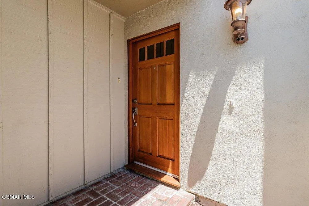 5842 Cape Horn Drive Agoura Hills, CA 91301