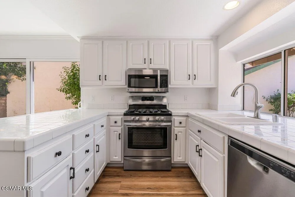 5842 Cape Horn Drive Agoura Hills, CA 91301