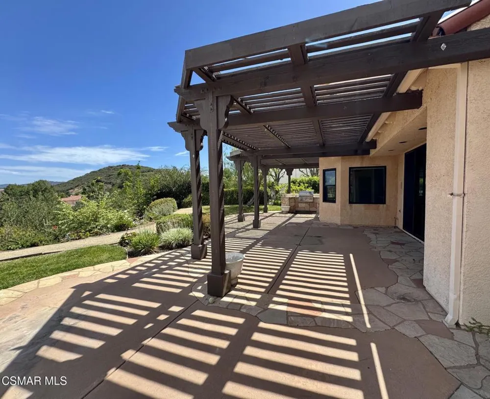 1752 Misty Creek Road Westlake Village, CA 91362