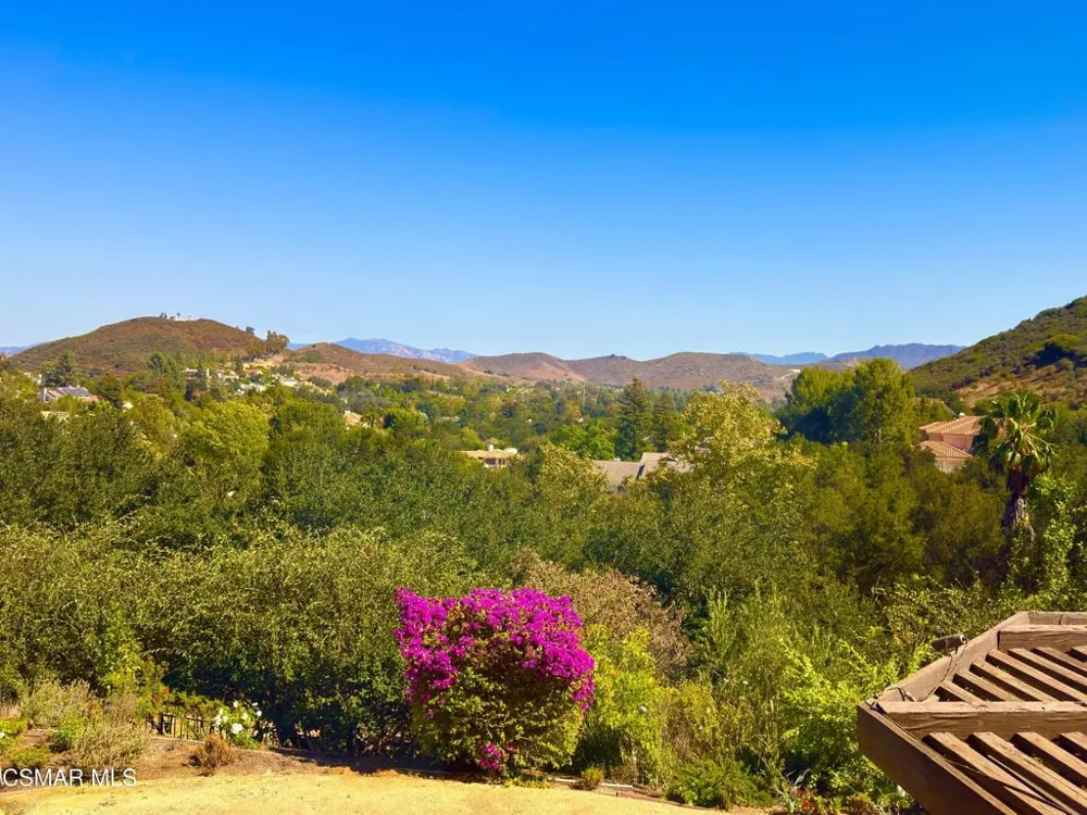 1752 Misty Creek Road Westlake Village, CA 91362