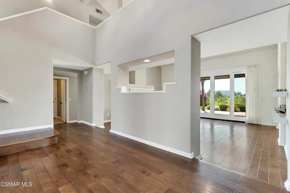 1752 Misty Creek Road Westlake Village, CA 91362