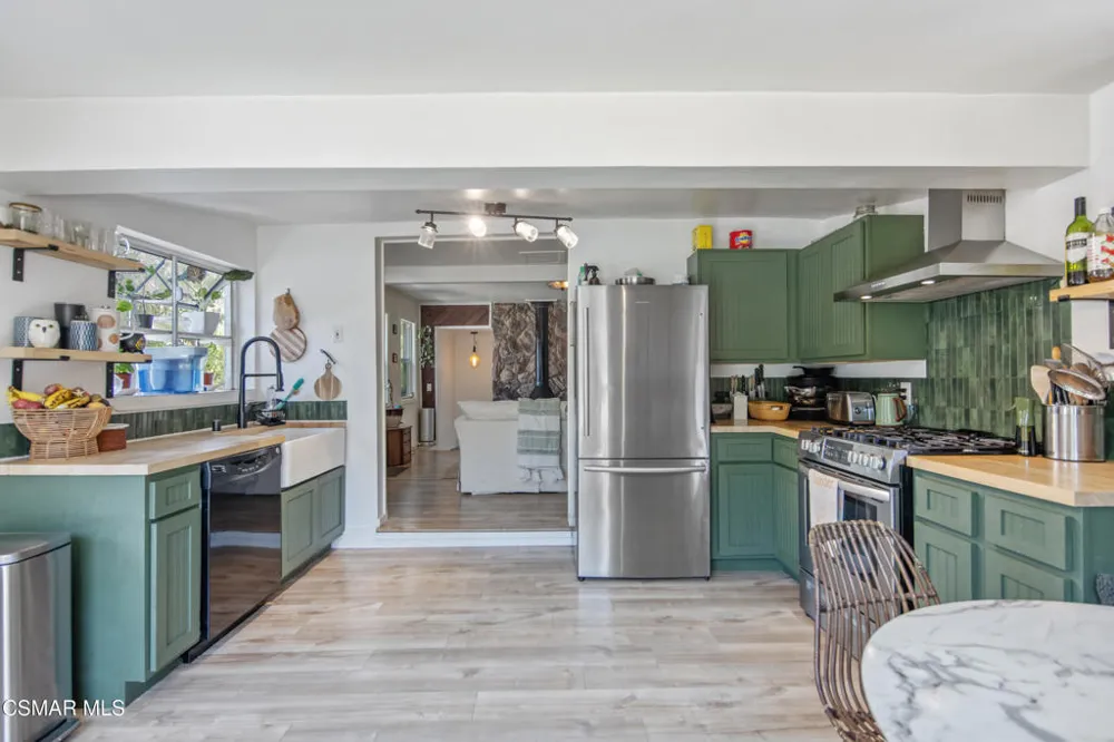 1268 Black Canyon Road Simi Valley, CA 93063