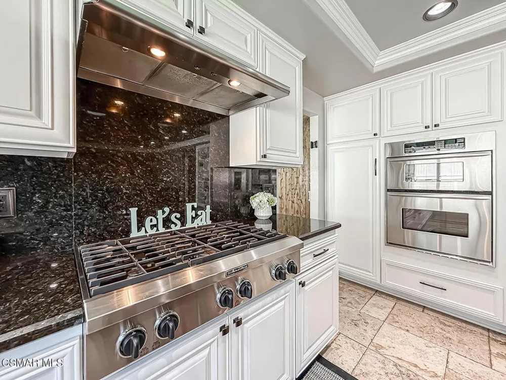 371 Havenside Avenue Newbury Park, CA 91320