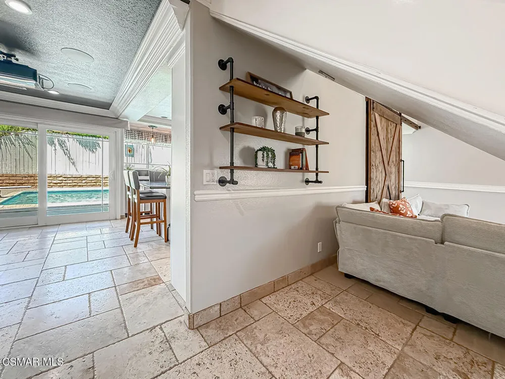 371 Havenside Avenue Newbury Park, CA 91320