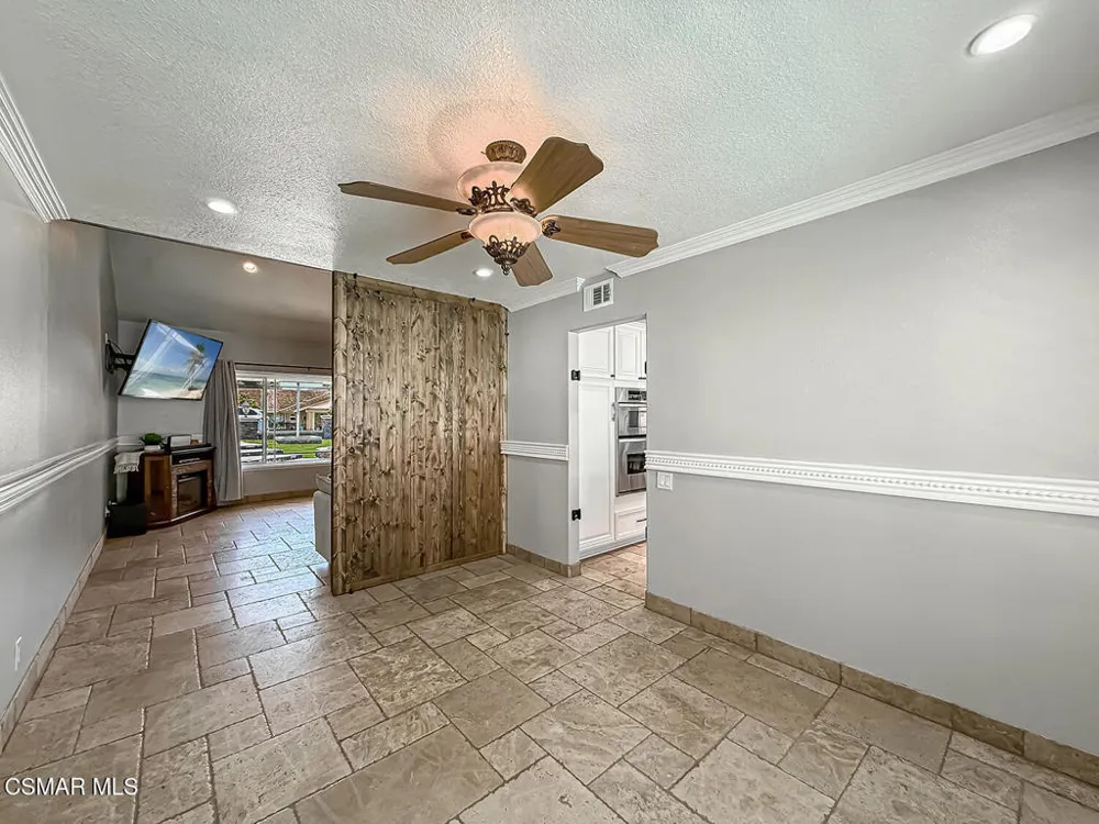 371 Havenside Avenue Newbury Park, CA 91320