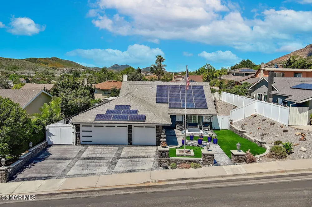 371 Havenside Avenue Newbury Park, CA 91320