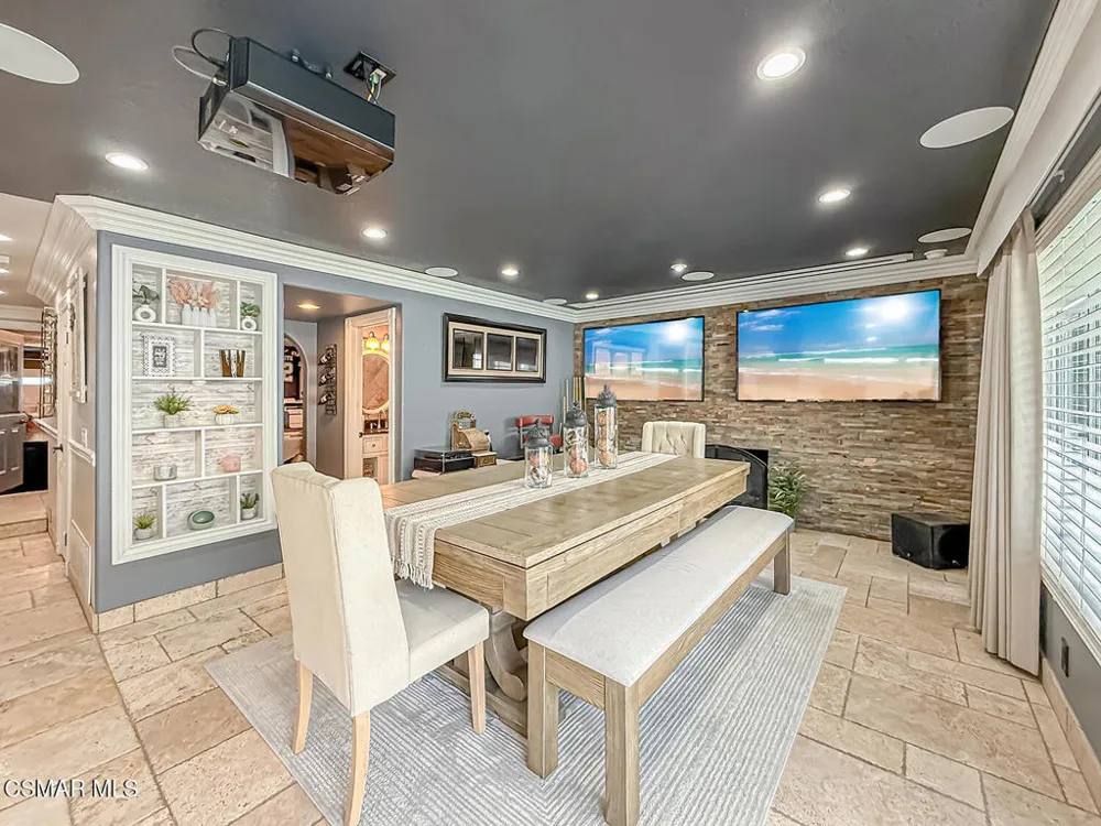 371 Havenside Avenue Newbury Park, CA 91320