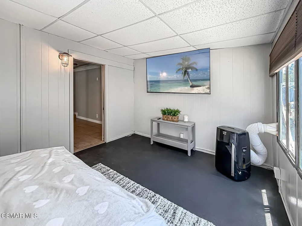 371 Havenside Avenue Newbury Park, CA 91320