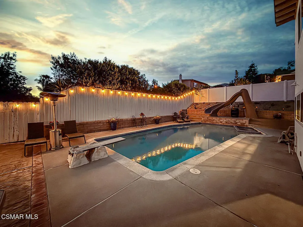 371 Havenside Avenue Newbury Park, CA 91320