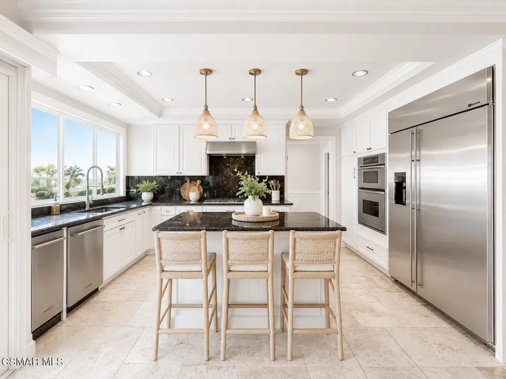 371 Havenside Avenue Newbury Park, CA 91320