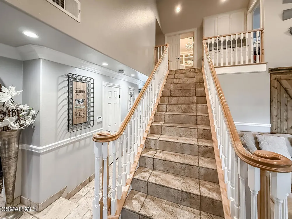371 Havenside Avenue Newbury Park, CA 91320