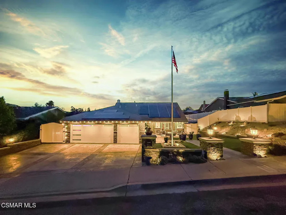 371 Havenside Avenue Newbury Park, CA 91320