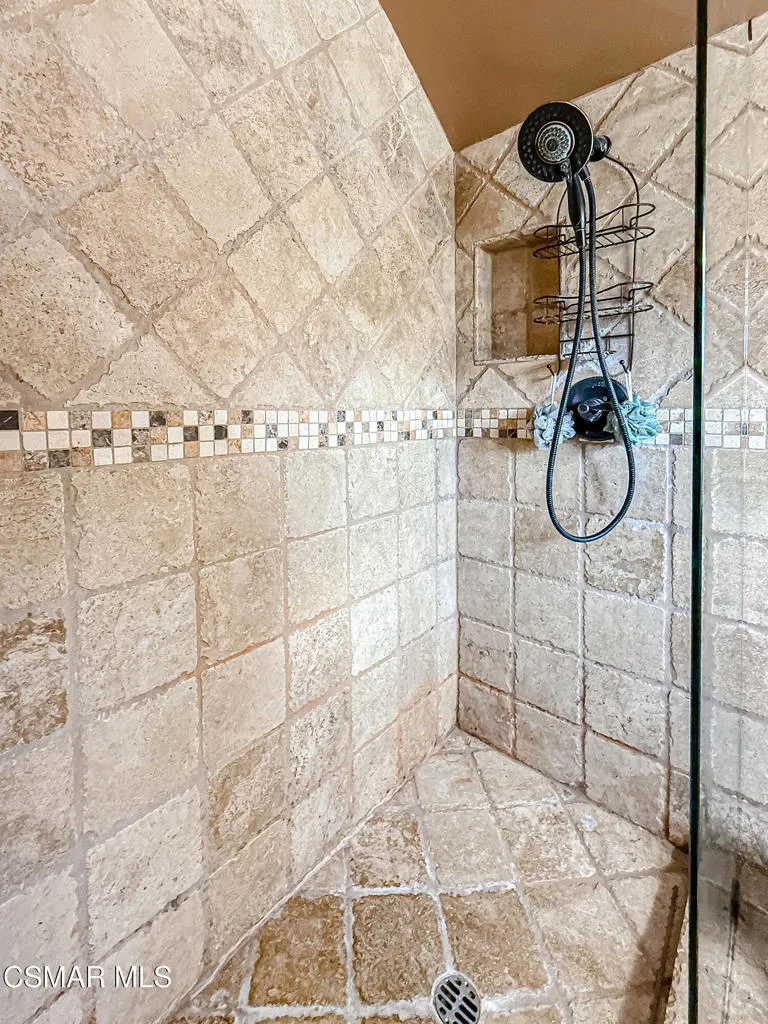 371 Havenside Avenue Newbury Park, CA 91320