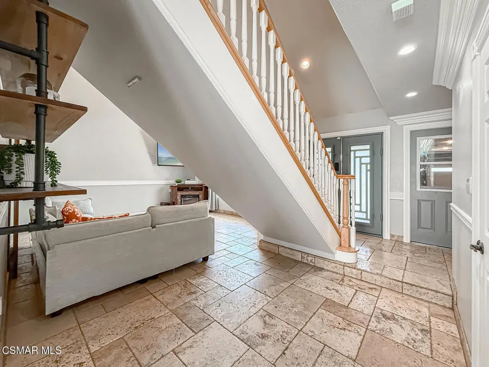 371 Havenside Avenue Newbury Park, CA 91320