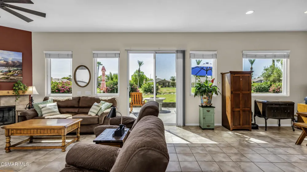 49724 Wayne Street Indio, CA 92201