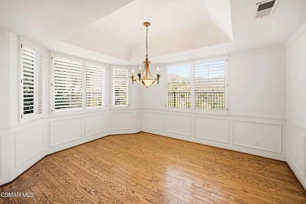 5180 Lafitte Drive Oak Park, CA 91377