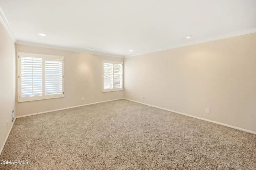 5180 Lafitte Drive Oak Park, CA 91377