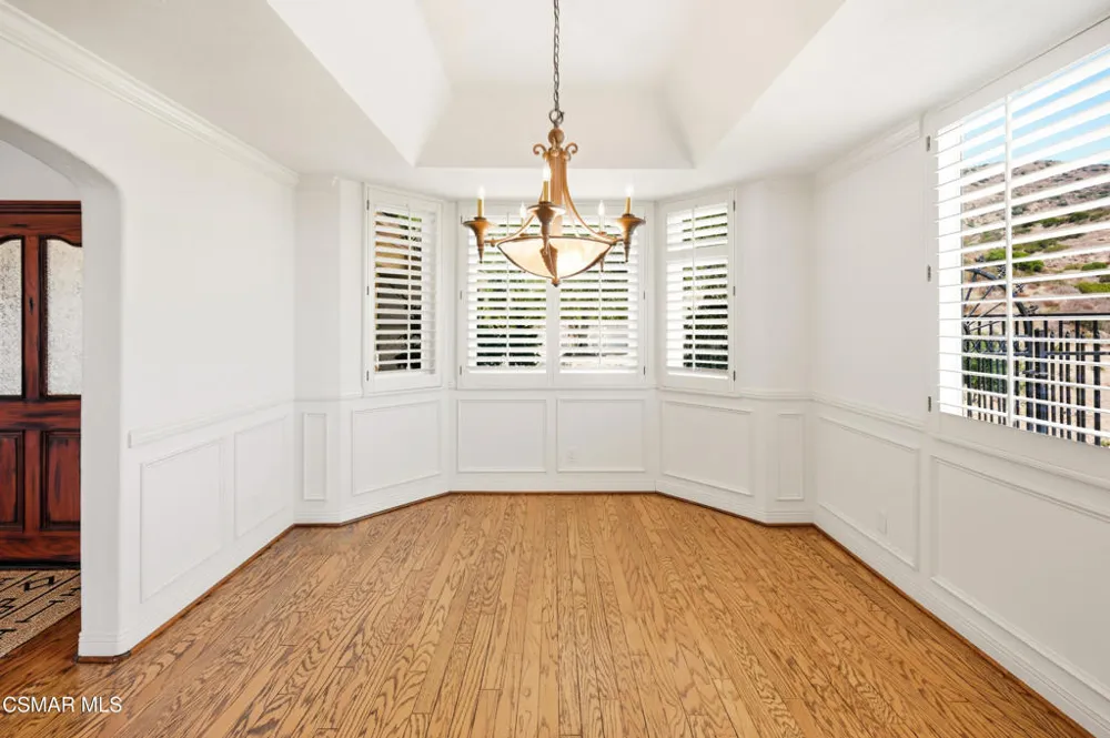 5180 Lafitte Drive Oak Park, CA 91377