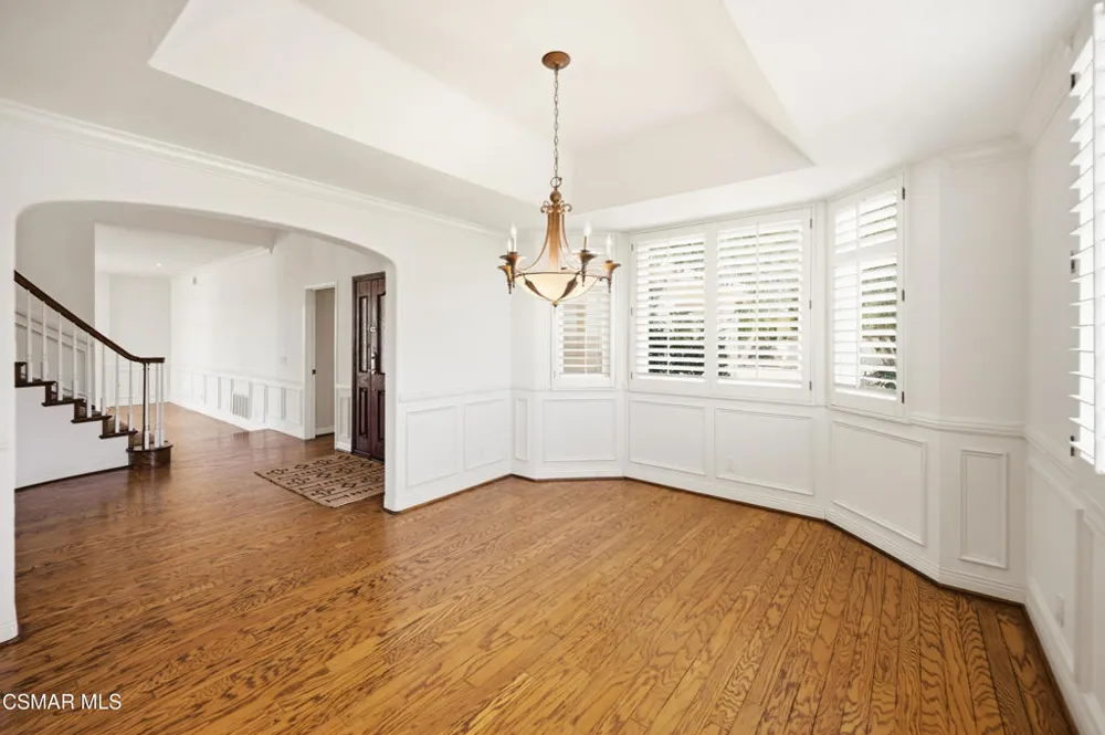 5180 Lafitte Drive Oak Park, CA 91377