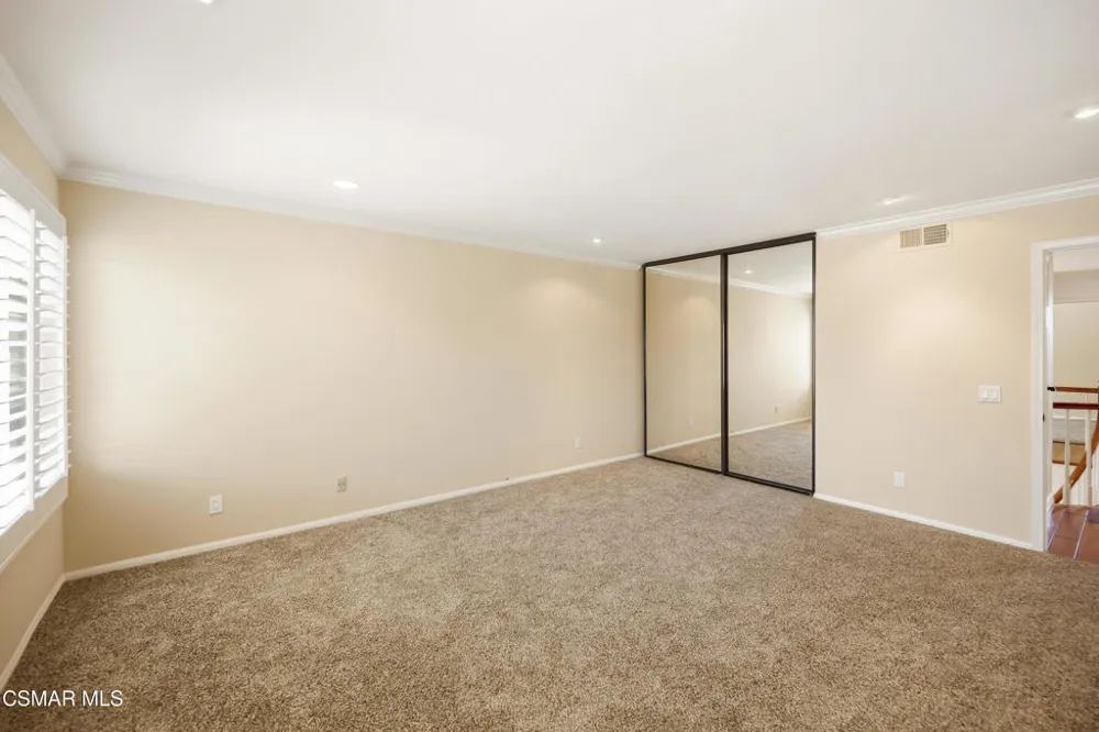 5180 Lafitte Drive Oak Park, CA 91377