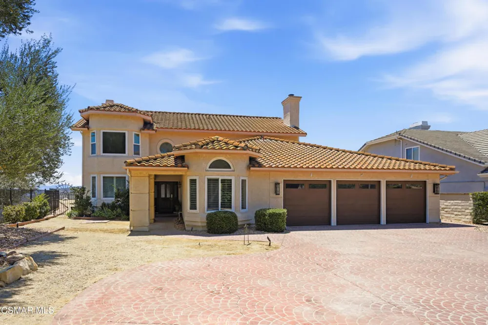 5180 Lafitte Drive Oak Park, CA 91377