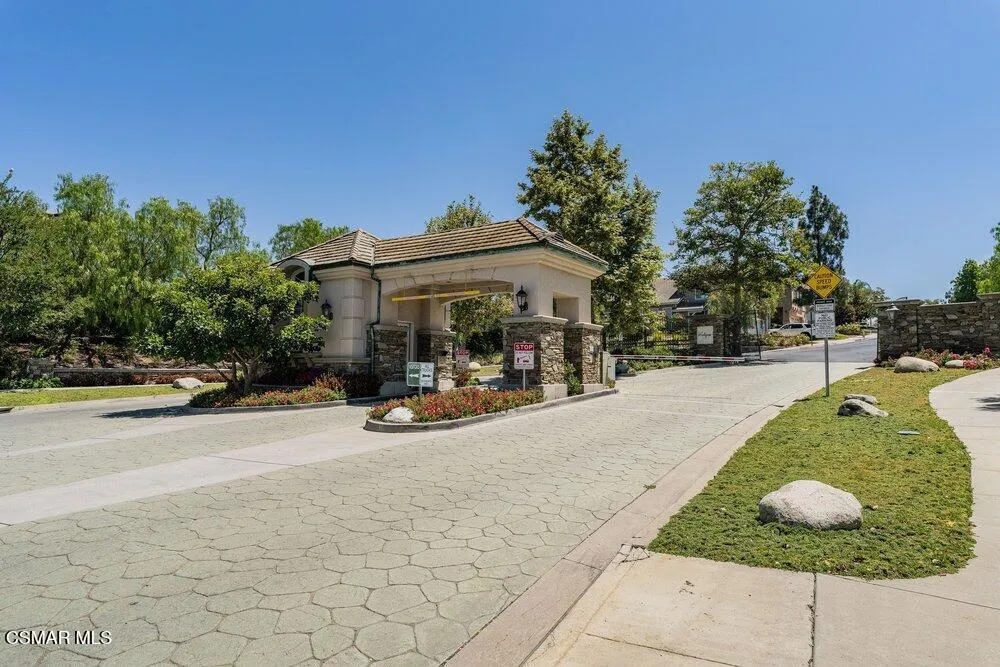2609 Capella Way Thousand Oaks, CA 91362