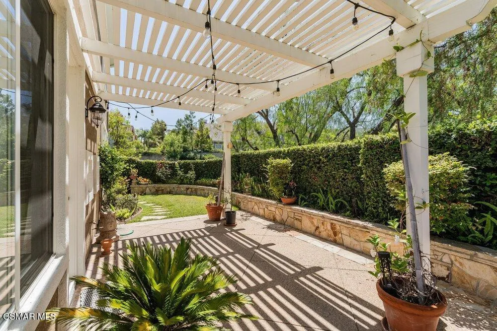 2609 Capella Way Thousand Oaks, CA 91362