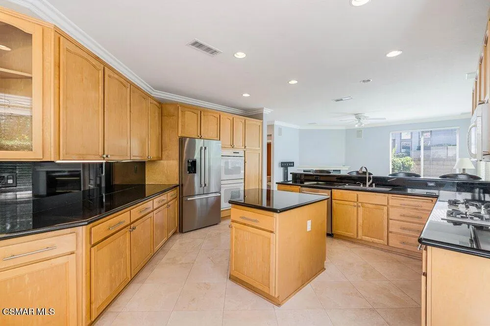 2609 Capella Way Thousand Oaks, CA 91362