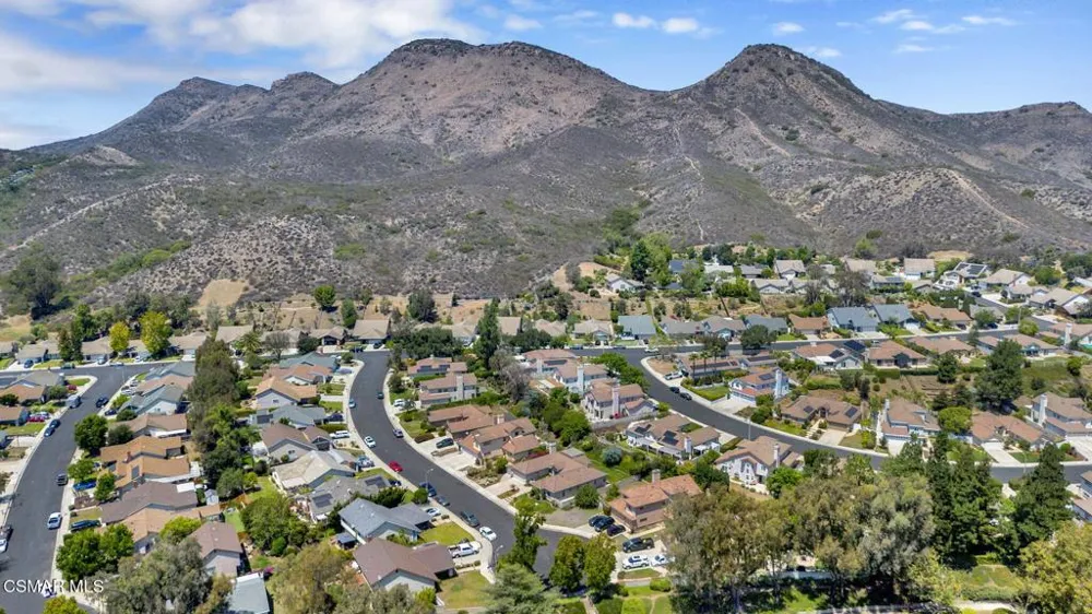 3995 Santa Tomas Place Newbury Park, CA 91320