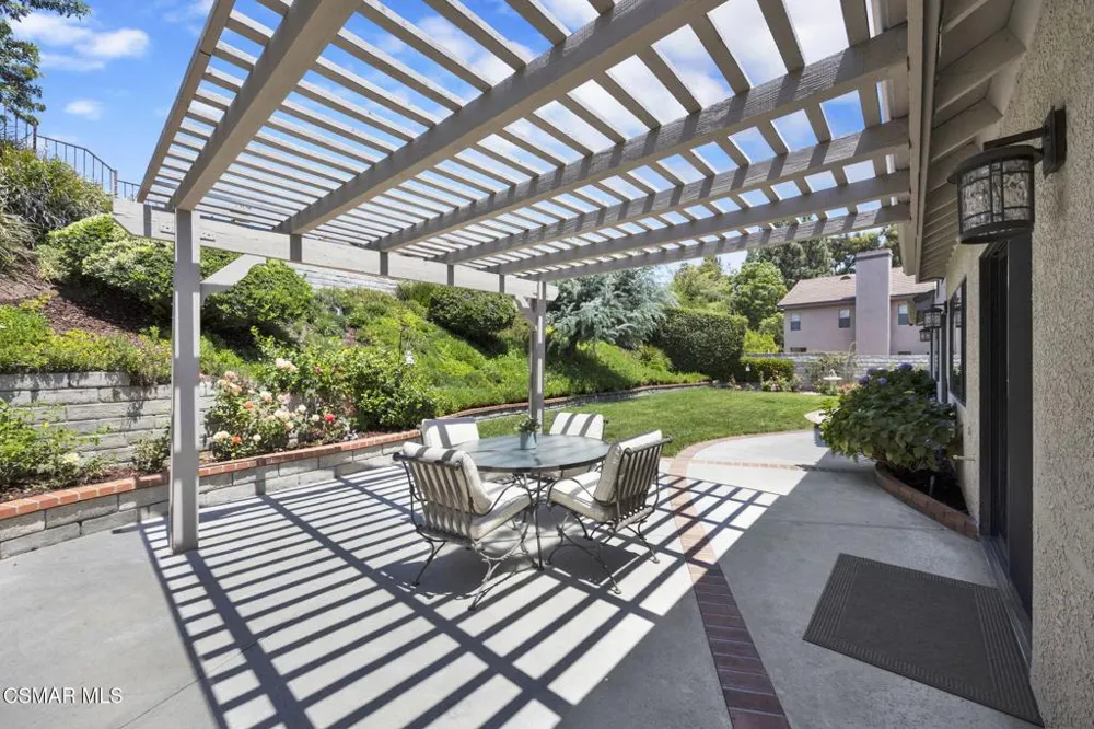 3995 Santa Tomas Place Newbury Park, CA 91320