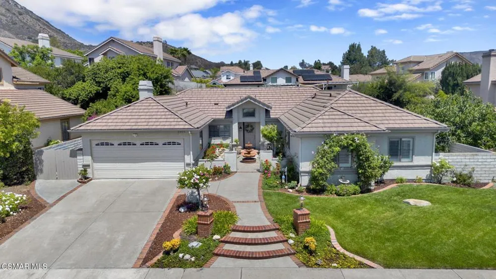 3995 Santa Tomas Place Newbury Park, CA 91320