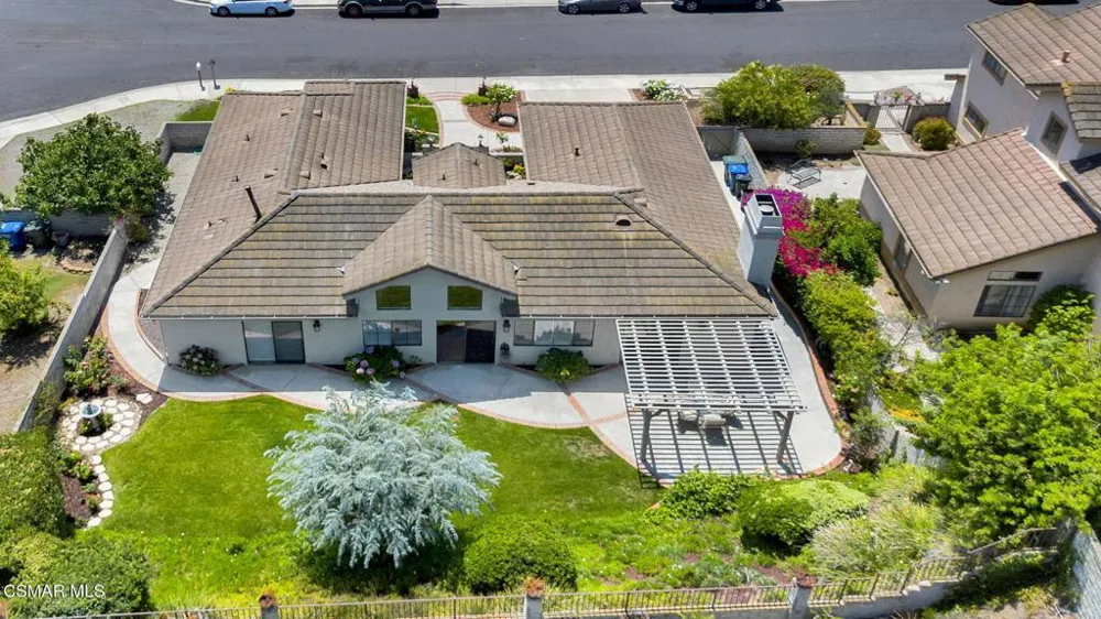 3995 Santa Tomas Place Newbury Park, CA 91320