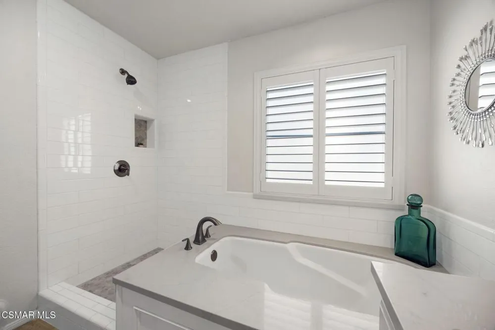 3995 Santa Tomas Place Newbury Park, CA 91320