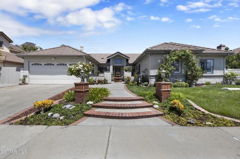 3995 Santa Tomas Place Newbury Park, CA 91320