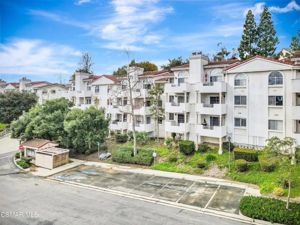 2623 Antonio Drive #106 Camarillo, CA 93010