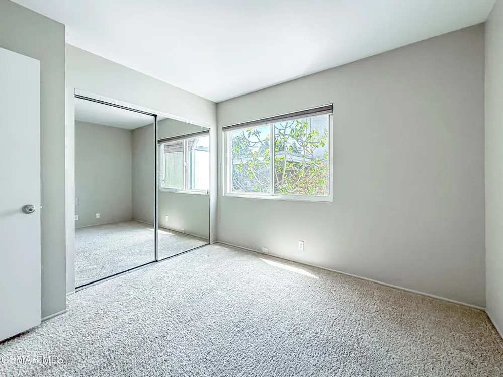 360 Greenmeadow Avenue Newbury Park, CA 91320