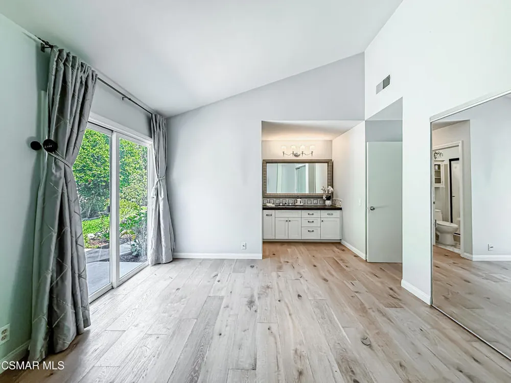 360 Greenmeadow Avenue Newbury Park, CA 91320