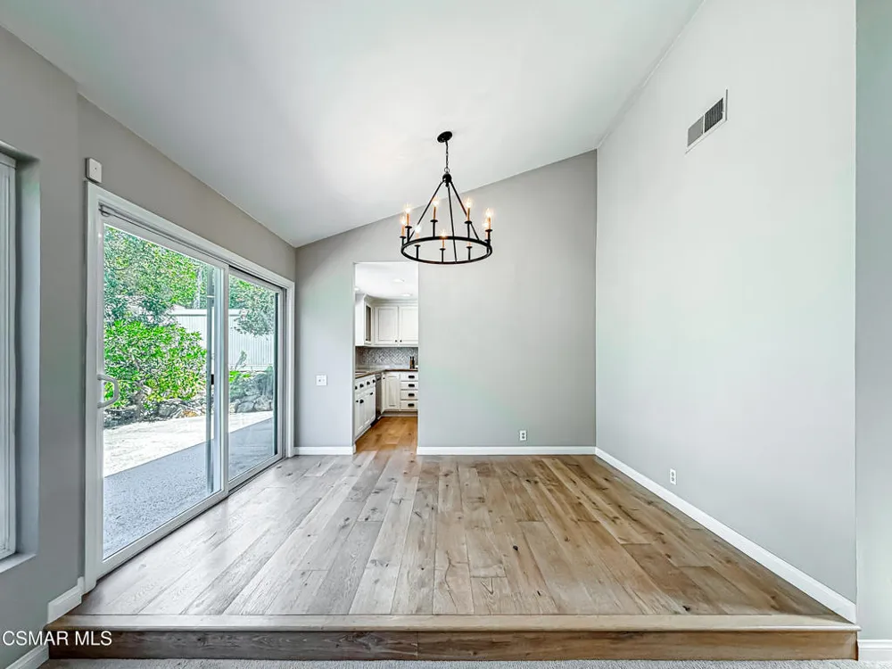 360 Greenmeadow Avenue Newbury Park, CA 91320