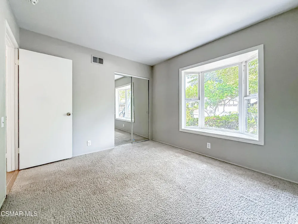 360 Greenmeadow Avenue Newbury Park, CA 91320