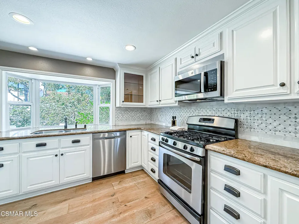 360 Greenmeadow Avenue Newbury Park, CA 91320