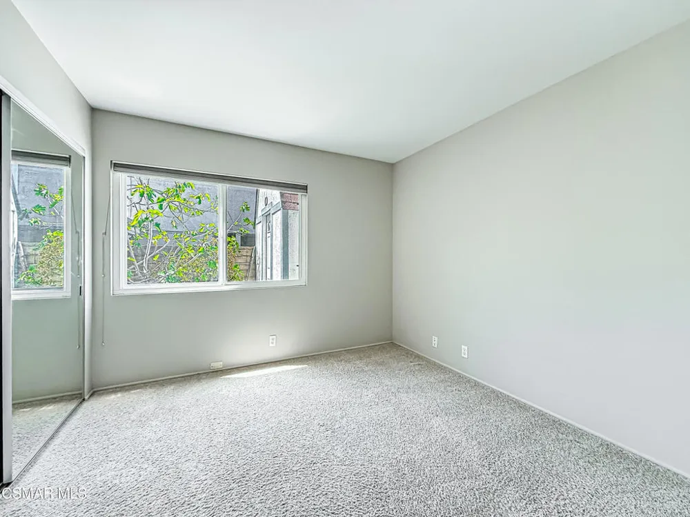 360 Greenmeadow Avenue Newbury Park, CA 91320