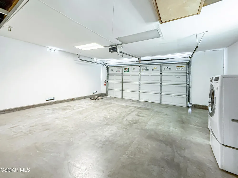 360 Greenmeadow Avenue Newbury Park, CA 91320